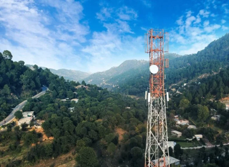 Signal in the Mountains