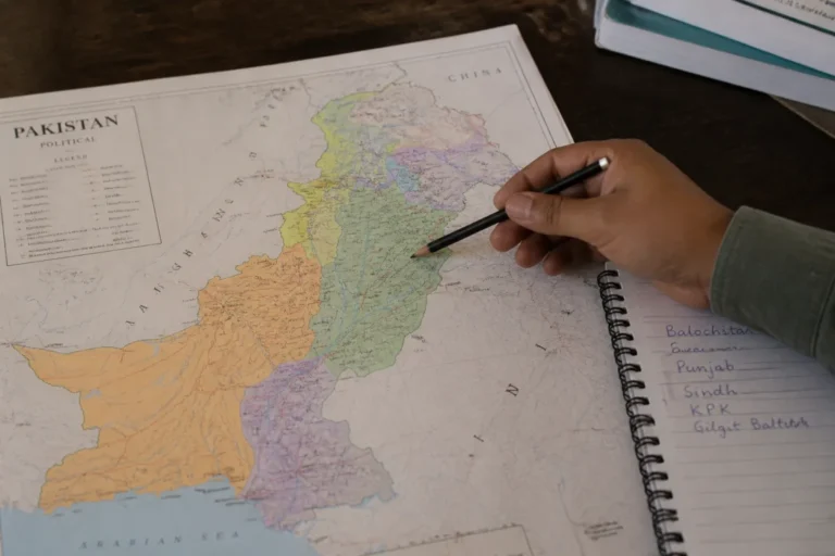 Map of Pakistan showing provincial boundaries inherited from the colonial era